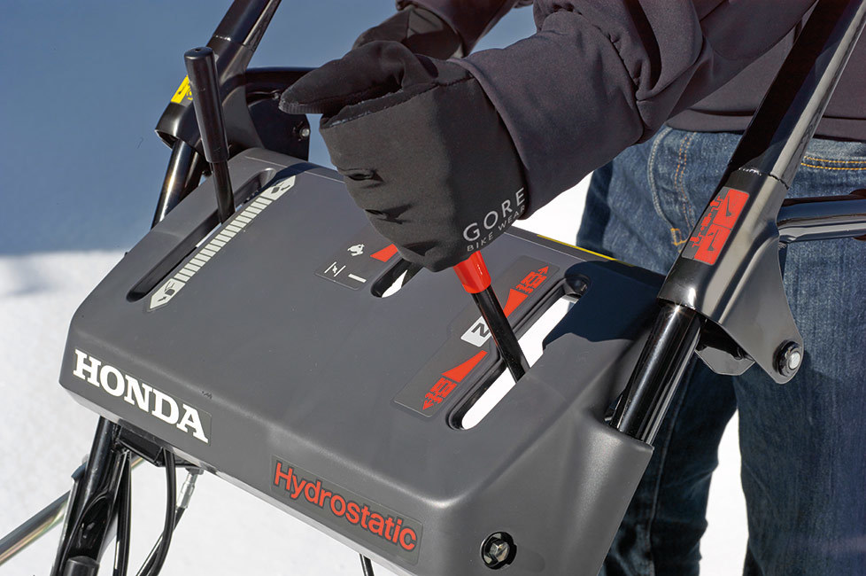 Снегоуборщик Honda HSS 760A ETD (9) в Алупке